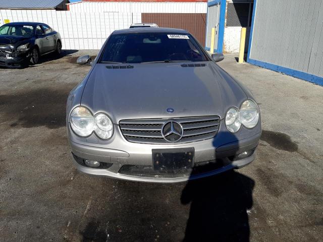 WDBSK75F05F094487 - 2005 MERCEDES-BENZ SL 500 GRAY photo 5