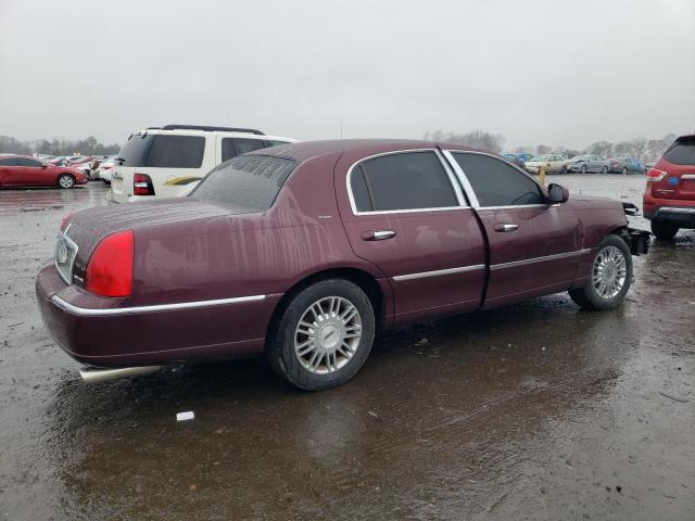 1LNHM83VX6Y620583 - 2006 LINCOLN TOWN CAR D BURGUNDY photo 3