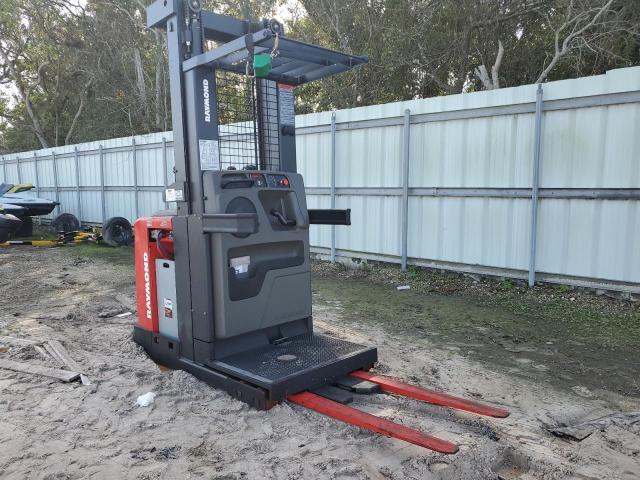 5302001833 - 2022 RAYM FORKLIFT 红色 照片 1