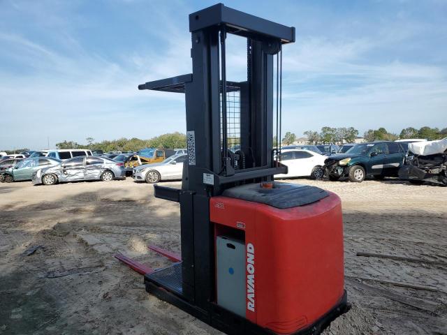 5302001833 - 2022 RAYM FORKLIFT RED photo 3