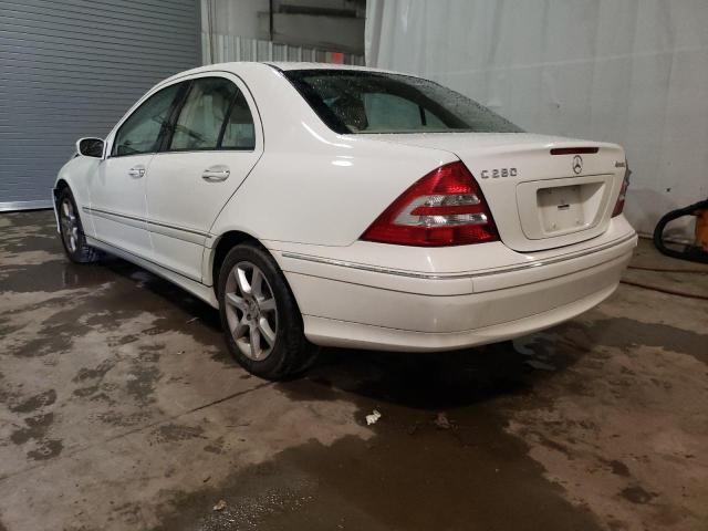 WDBRF92H67F884495 - 2007 MERCEDES-BENZ C 280 4MAT WHITE photo 2