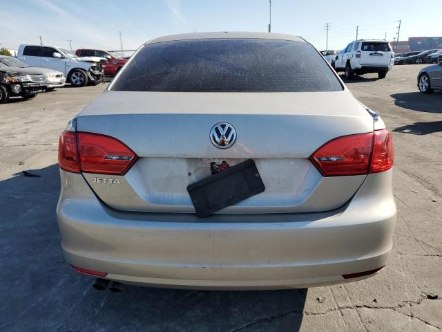 3VW2K7AJ4DM242860 - 2013 VOLKSWAGEN JETTA BASE 金色 照片 6