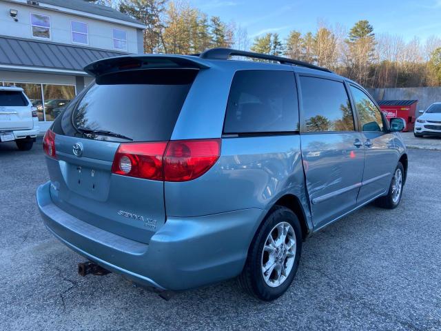 5TDBA22C96S075570 - 2006 TOYOTA SIENNA XLE BLUE photo 4