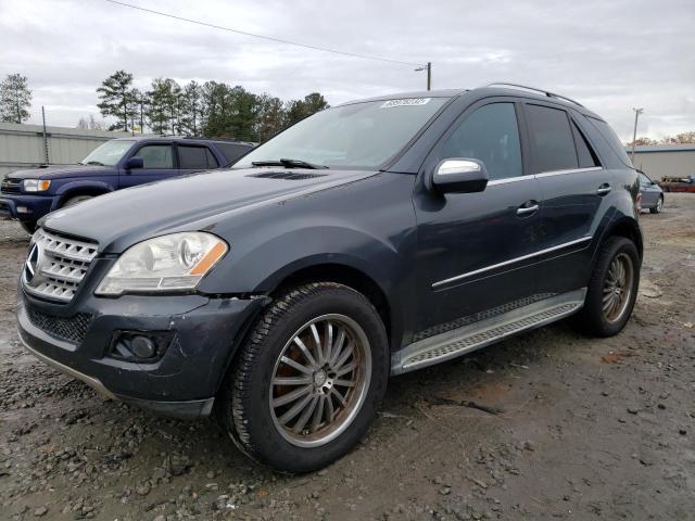 4JGBB8GB1AA601904 - 2010 MERCEDES-BENZ ML 350 4MA GRAY photo 1