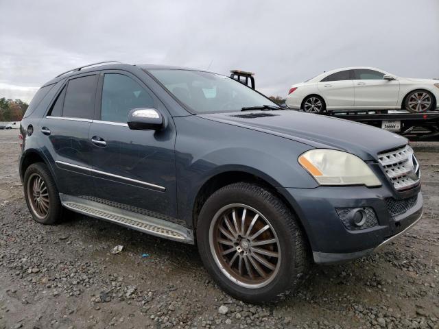 4JGBB8GB1AA601904 - 2010 MERCEDES-BENZ ML 350 4MA GRAY photo 4