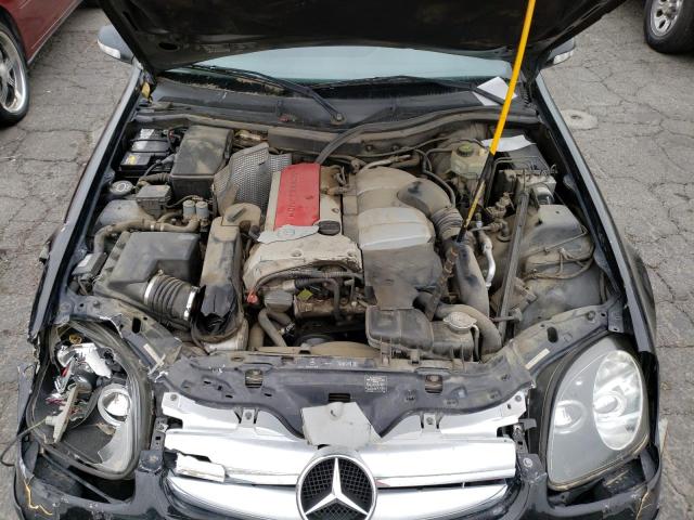 WDBKK49F73F282090 - 2003 MERCEDES-BENZ SLK 230 KO BLACK photo 11