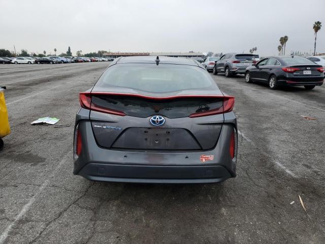 JTDKARFP9H3015928 - 2017 TOYOTA PRIUS PRIM 灰色 照片 6