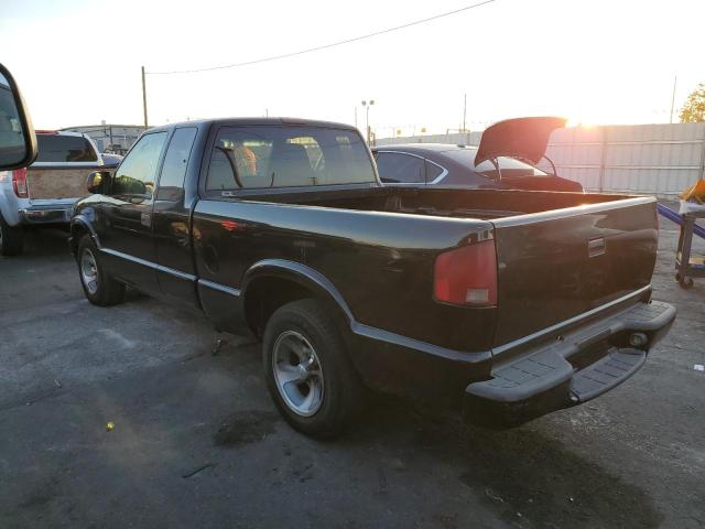 1GCCS19W228215792 - 2002 CHEVROLET S TRUCK S1 BLACK photo 2