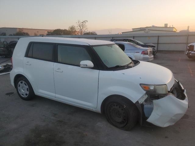 JTLZE4FE8CJ015724 - 2012 TOYOTA SCION XB 白色 照片 4