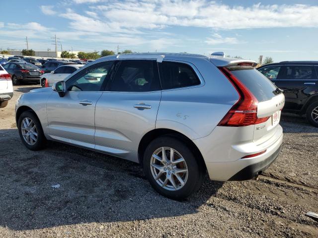 LYV102DK4KB335473 - 2019 VOLVO XC60 T5 MO SILVER photo 2