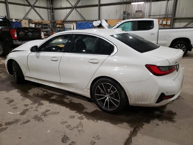 WBA5R7C56KAJ84821 - 2019 BMW 330XI WHITE photo 2