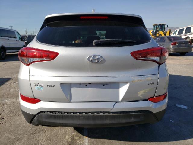 KM8J3CA41JU608131 - 2018 HYUNDAI TUCSON SEL SILVER photo 6