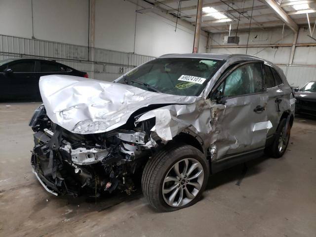 5LMCJ2C95JUL23012 - 2018 LINCOLN MKC SELECT SILVER photo 2