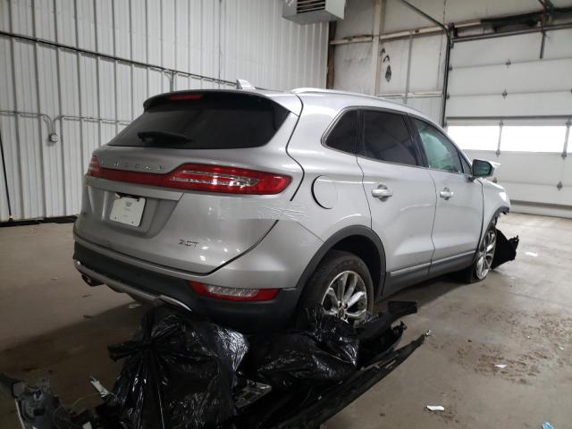 5LMCJ2C95JUL23012 - 2018 LINCOLN MKC SELECT SILVER photo 4