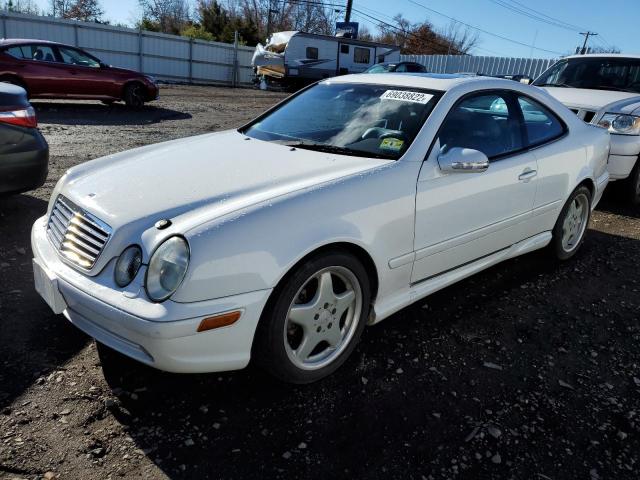 WDBLJ70G5YF130590 - 2000 MERCEDES-BENZ CLK WHITE photo 1