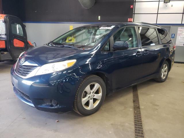 5TDKK3DC3BS011633 - 2011 TOYOTA SIENNA LE BLUE photo 1