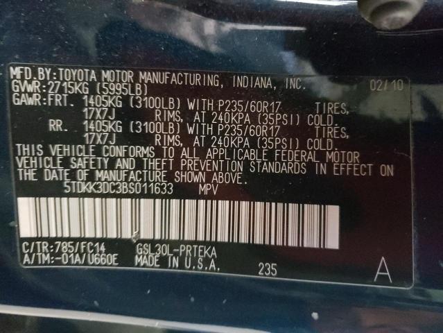 5TDKK3DC3BS011633 - 2011 TOYOTA SIENNA LE BLUE photo 13