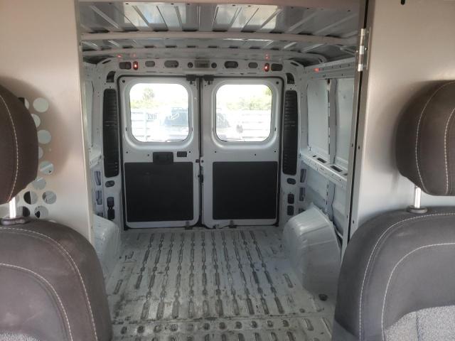 3C6TRVAG0JE154283 - 2018 RAM PROMASTER WHITE photo 10