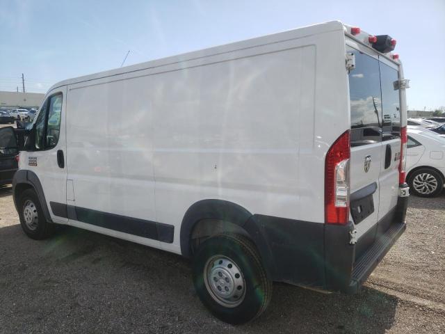 3C6TRVAG0JE154283 - 2018 RAM PROMASTER WHITE photo 2