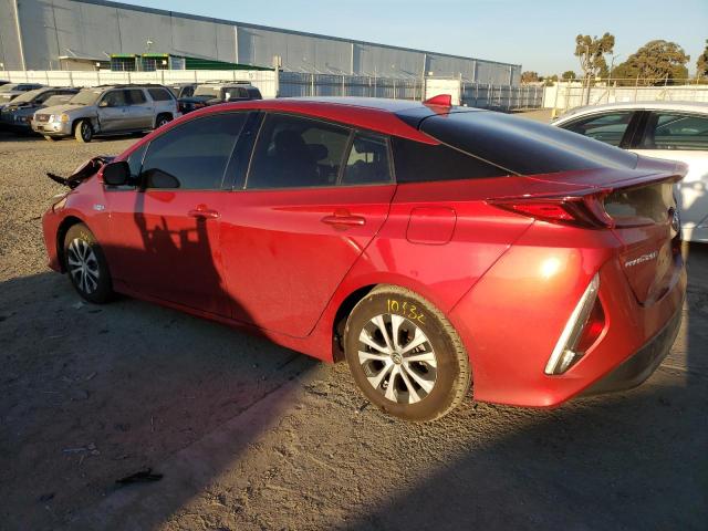 JTDKARFP2H3019593 - 2017 TOYOTA PRIUS PRIM RED photo 2