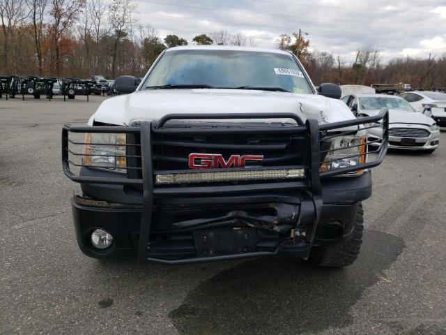 1GTPCTEX1AZ249093 - 2010 GMC SIERRA C15 WHITE photo 5