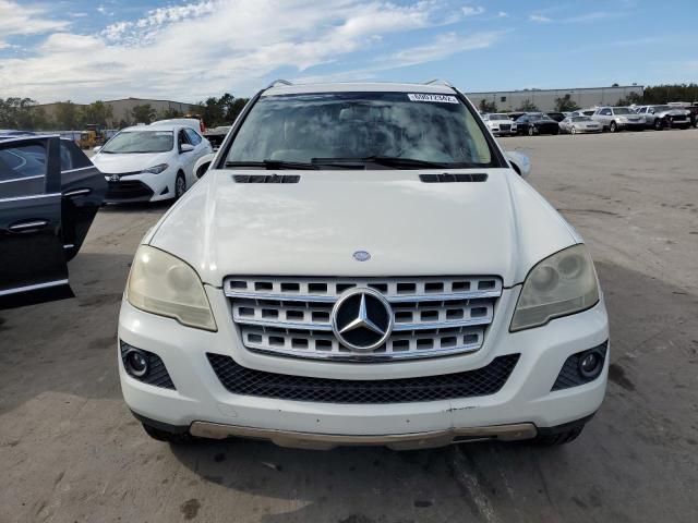 4JGBB8GBXAA575271 - 2010 MERCEDES-BENZ ML 350 4MA WHITE photo 5