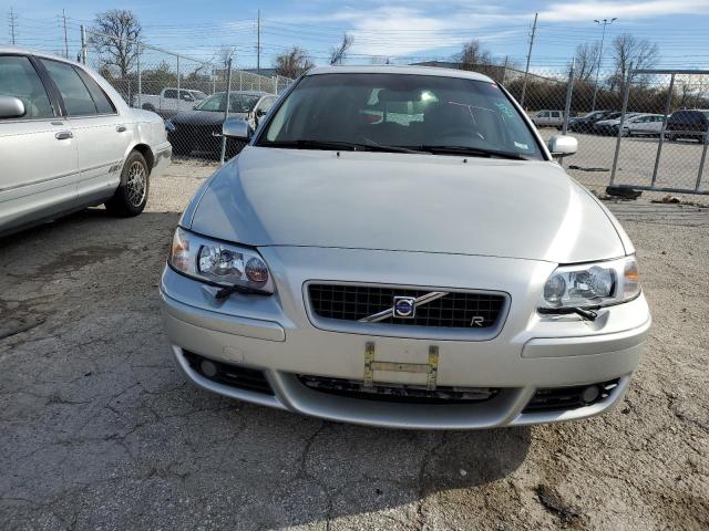 YV1SJ527652513207 - 2005 VOLVO V70 R SILVER photo 5