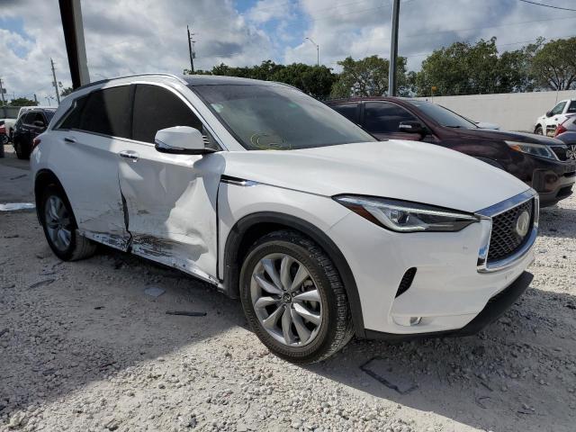 3PCAJ5BA2MF107109 - 2021 INFINITI QX50 LUXE WHITE photo 4