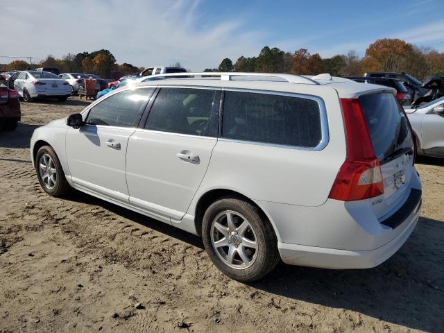 YV1982BW2A1149996 - 2010 VOLVO V70 3.2 WHITE photo 2