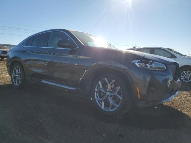 5UX33DT04N9J71908 - 2022 BMW X4 XDRIVE3 BLACK photo 4