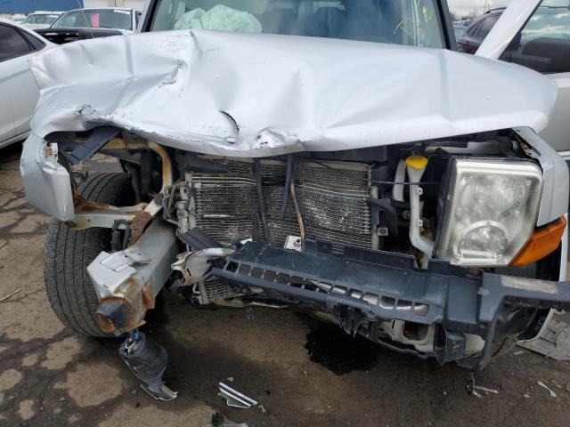 1J8HG58248C203767 - 2008 JEEP COMMANDER 银色 照片 11