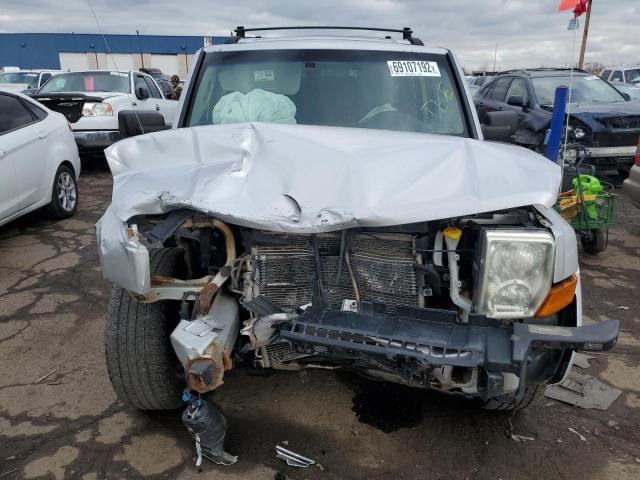 1J8HG58248C203767 - 2008 JEEP COMMANDER 银色 照片 5