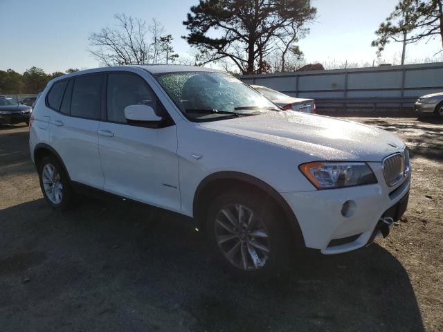 5UXWX9C52D0A18976 - 2013 BMW X3 XDRIVE2 WHITE photo 4