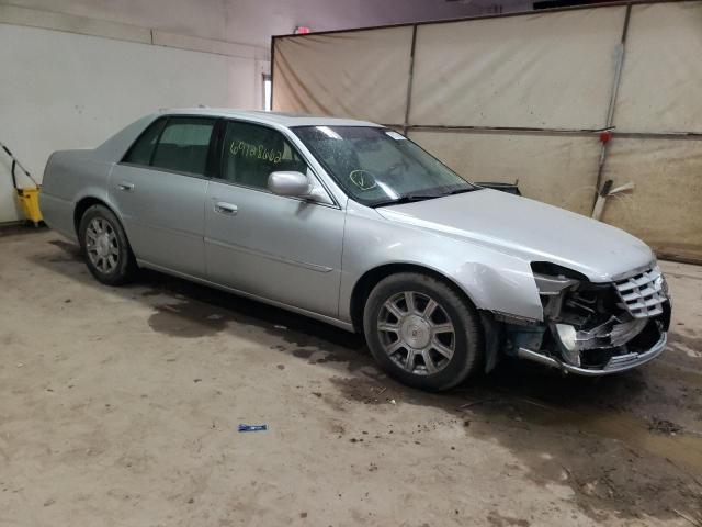 1G6KH5E61BU139709 - 2011 CADILLAC DTS PREMIU SILVER photo 4