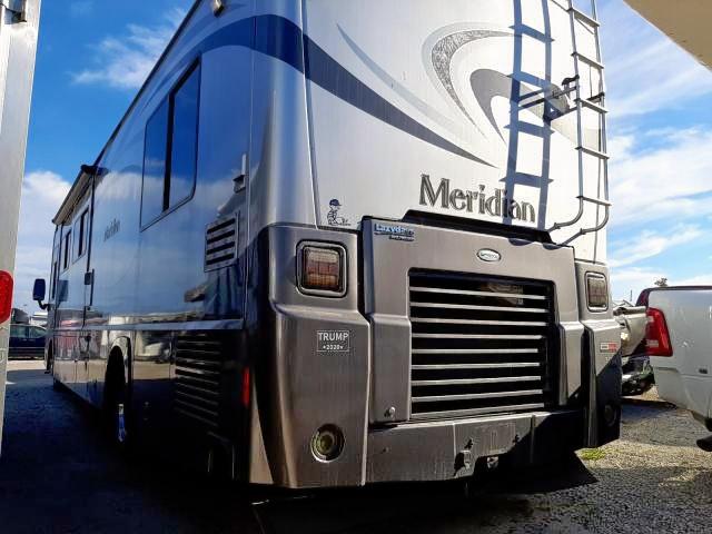 4UZACJDT39CAF9359 - 2009 FREIGHTLINER CHASSIS XC ვერცხლისფერი ფოტო 3