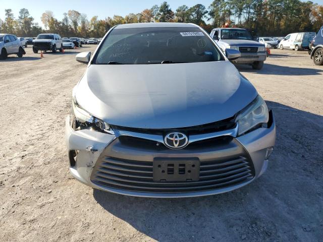 4T1BF1FK6FU040781 - 2015 TOYOTA CAMRY SILVER photo 5