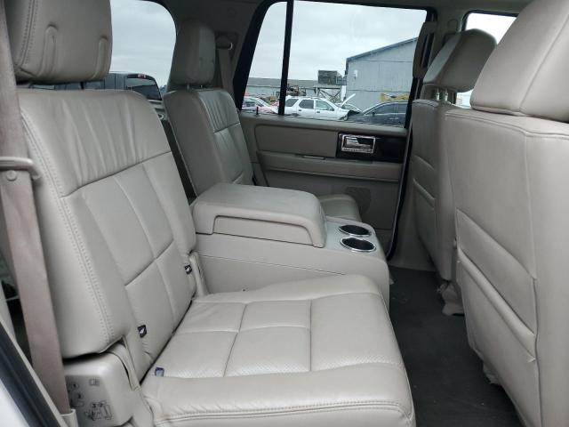5LMFU285X8LJ17873 - 2008 LINCOLN NAVIGATOR 白色 照片 11