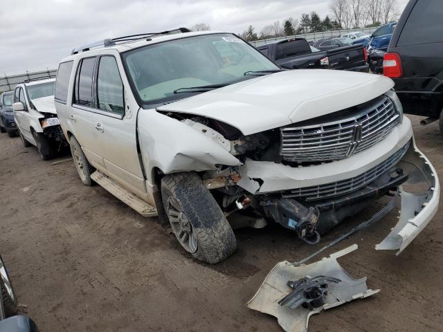 5LMFU285X8LJ17873 - 2008 LINCOLN NAVIGATOR 白色 照片 4
