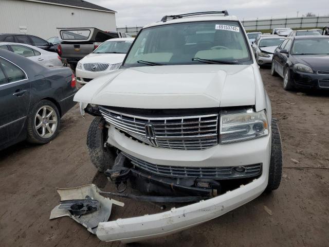 5LMFU285X8LJ17873 - 2008 LINCOLN NAVIGATOR 白色 照片 5