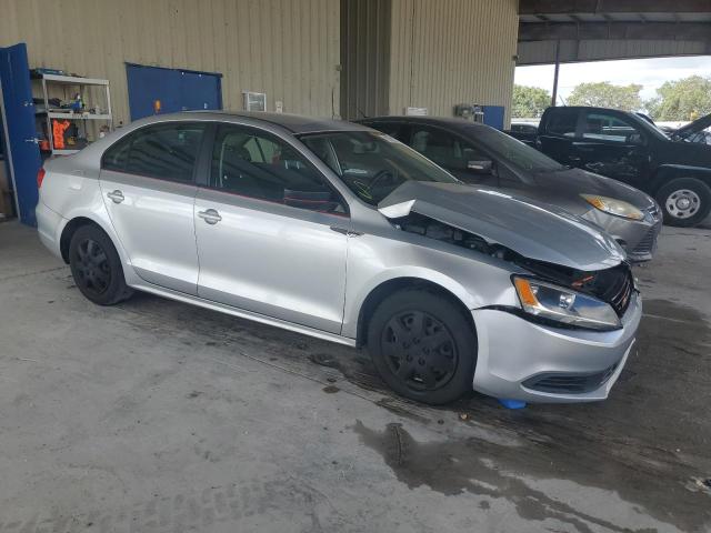 3VW2K7AJ1EM327611 - 2014 VOLKSWAGEN JETTA BASE 银色 照片 4