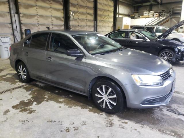 3VW2K7AJXEM418635 - 2014 VOLKSWAGEN JETTA BASE GRAY photo 4