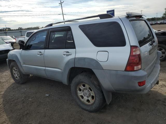 JTEZT14R130008444 - 2003 TOYOTA 4 RUNNER SILVER photo 2