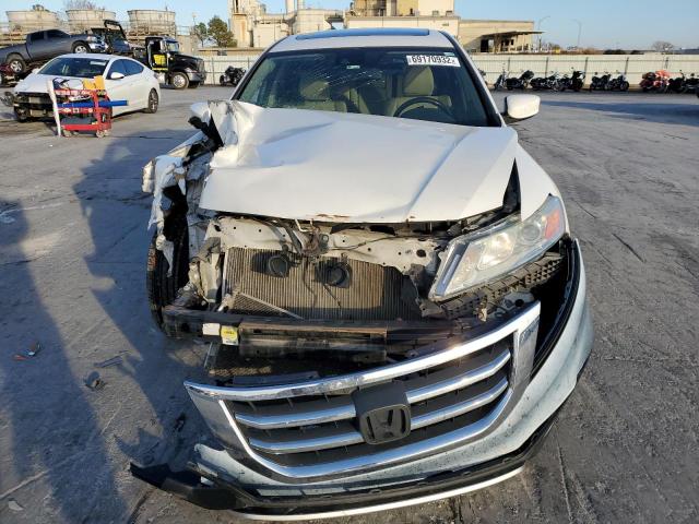 5J6TF2H53EL002185 - 2014 HONDA CROSSTOUR WHITE photo 5