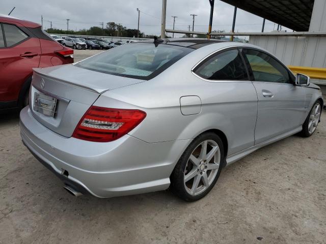 WDDGJ5HB6CF926618 - 2012 MERCEDES-BENZ C 350 SILVER photo 3