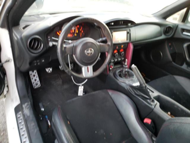JF1ZNAA11E9706943 - 2014 TOYOTA SCION FR-S WHITE photo 8