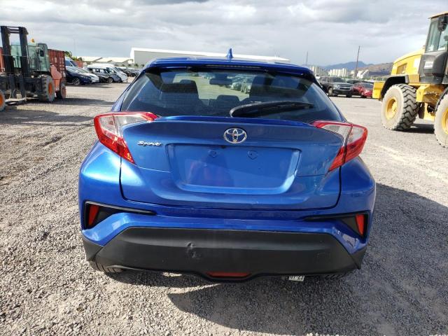 NMTKHMBX2JR052505 - 2018 TOYOTA C-HR XLE BLUE photo 6