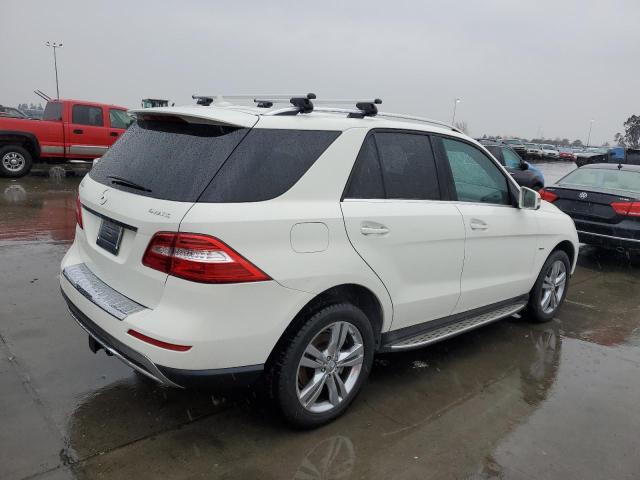 4JGDA5HB2CA012632 - 2012 MERCEDES-BENZ ML 350 4MA WHITE photo 3