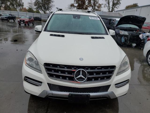 4JGDA5HB2CA012632 - 2012 MERCEDES-BENZ ML 350 4MA WHITE photo 5