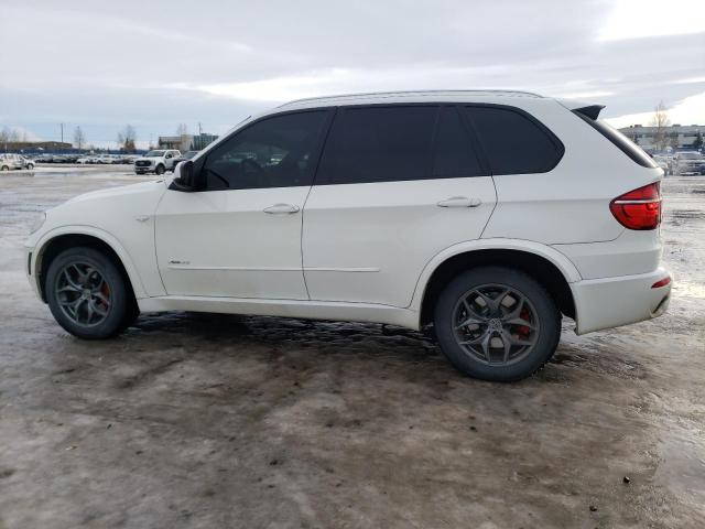 5UXZV8C57BL421759 - 2011 BMW X5 XDRIVE5 WHITE photo 2