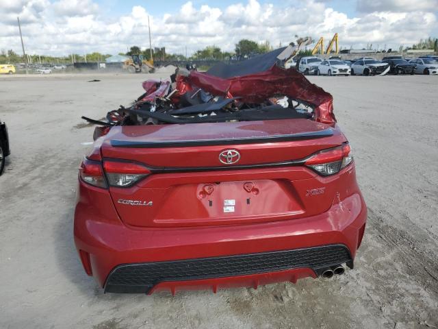 JTDT4MCE8MJ056221 - 2021 TOYOTA COROLLA XS RED photo 6